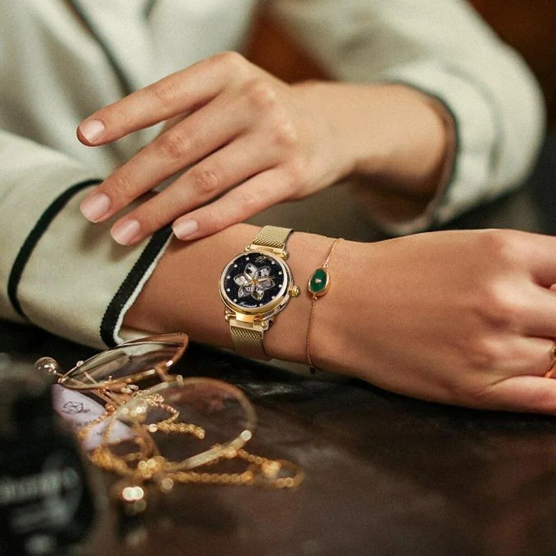 View 2 — Women’s steampunk watch — gold-coloured