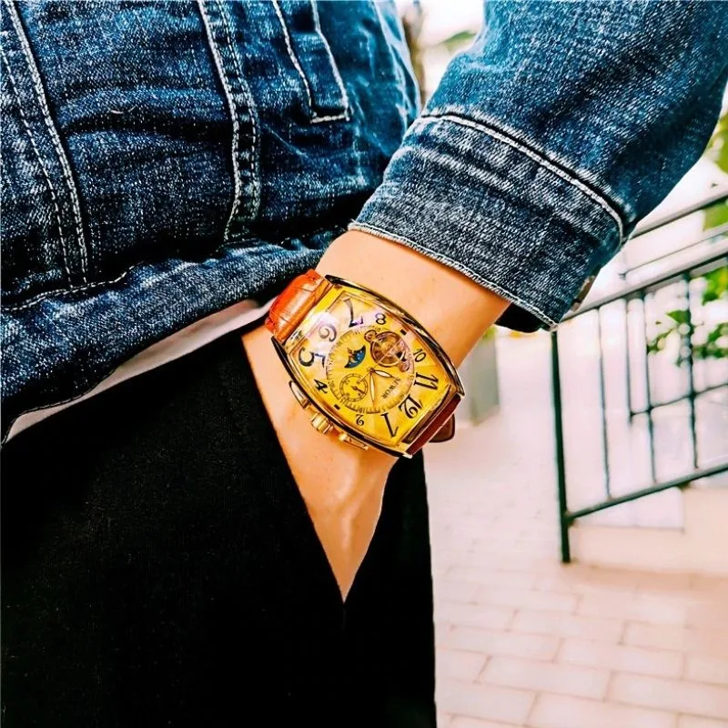 View 7 — Men’s vintage-style steampunk watch — rectangular
