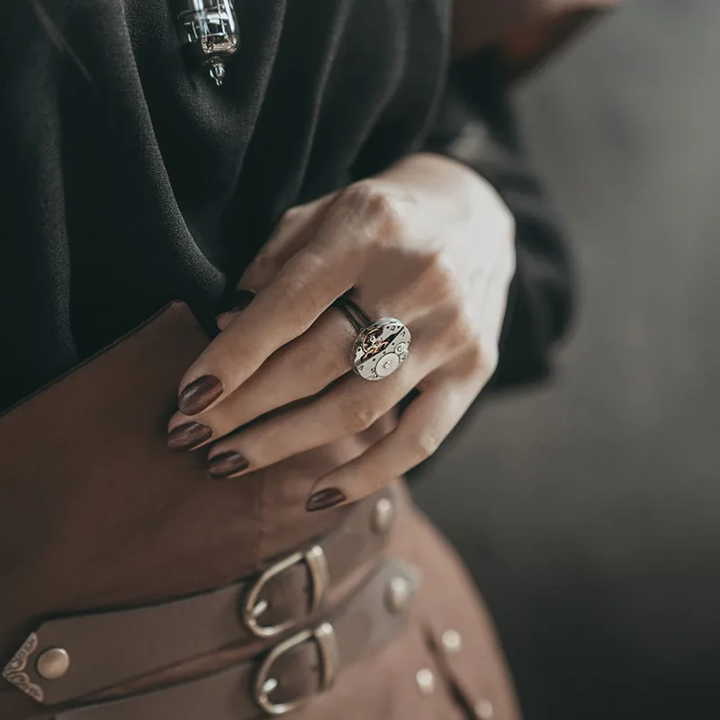 View 3 — Mechanical steampunk ring