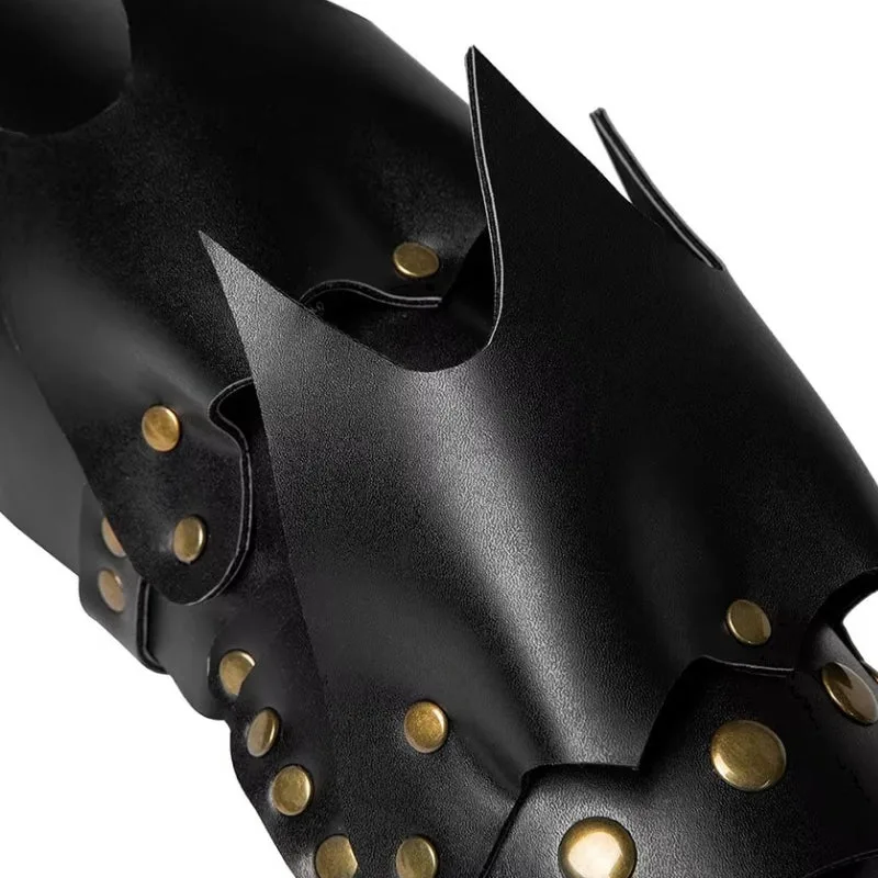 View 4 — Steampunk gauntlet