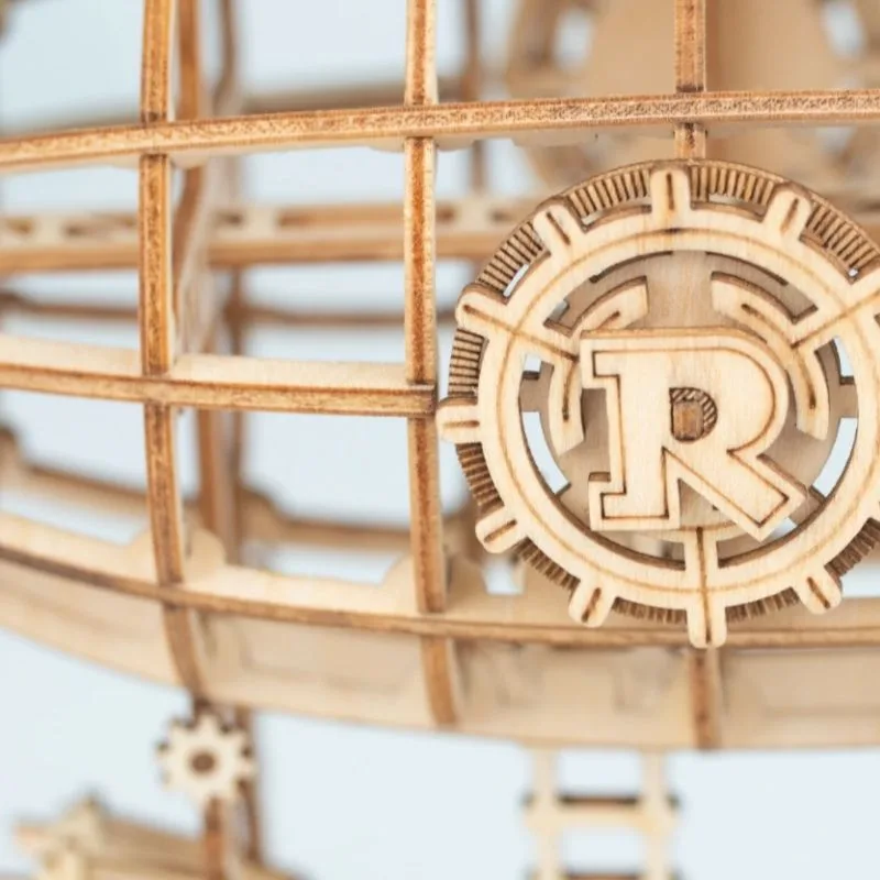 View 4 — Steampunk model kit — airship Zeppelin
