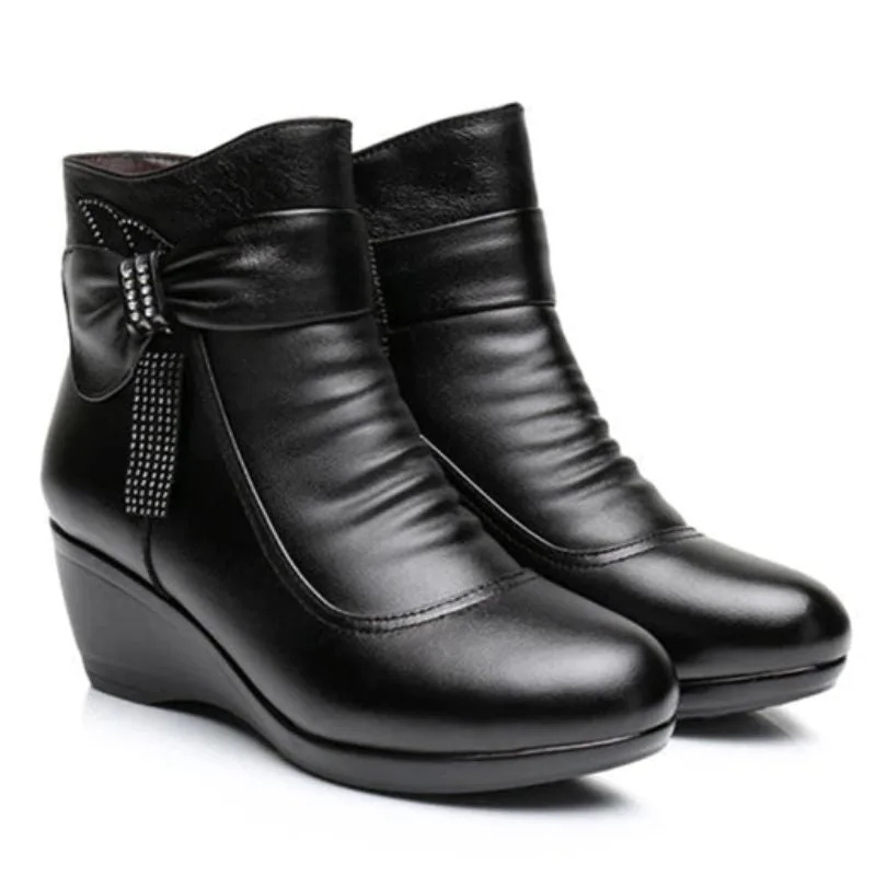 Women’s steampunk ankle boots — without lacing