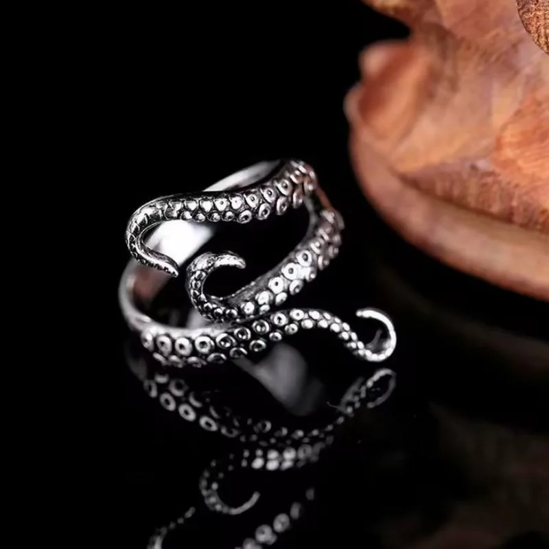 View 4 — Steampunk ring — Kraken