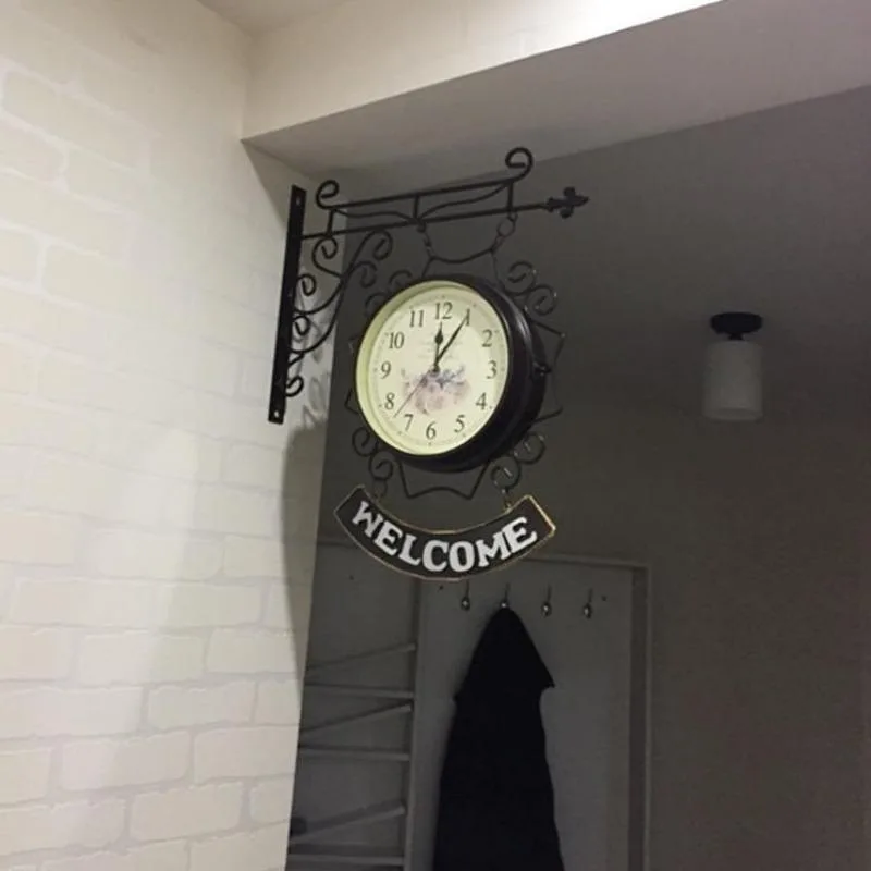 View 3 — Vintage-style steampunk clock — double face