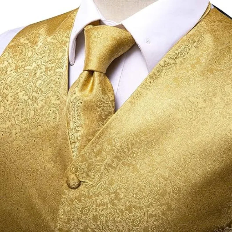 View 4 — Men’s steampunk waistcoat — costume yellow