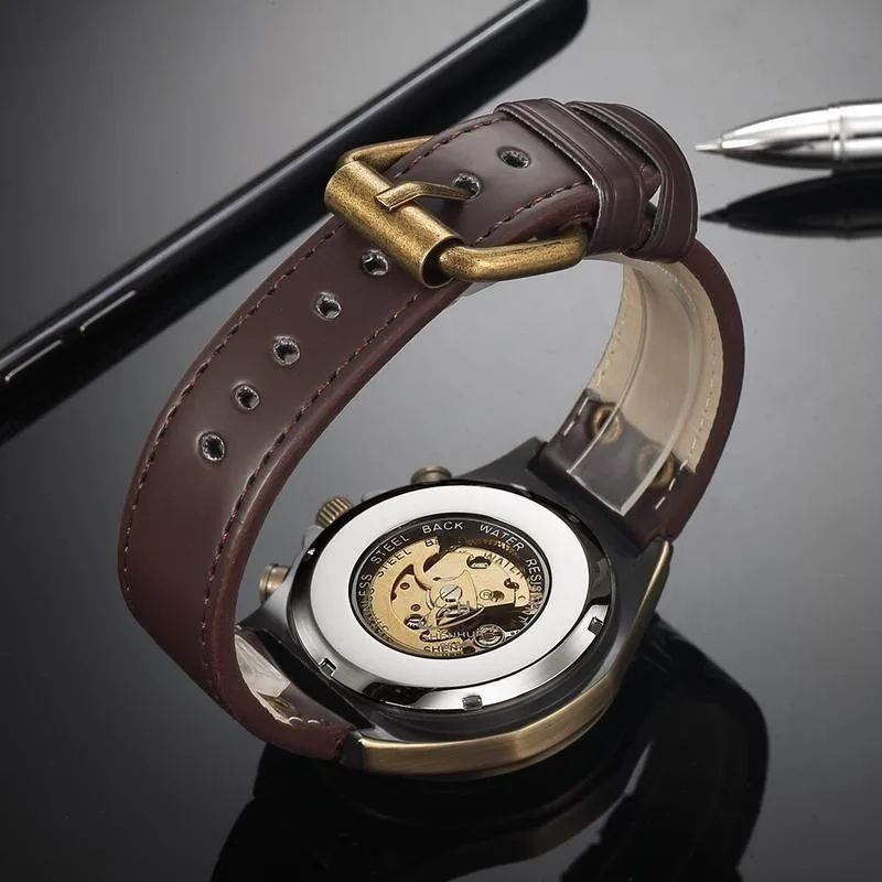 View 4 — Steampunk watch — skeleton