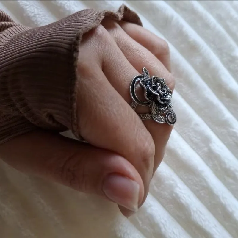 View 5 — Victorian steampunk ring