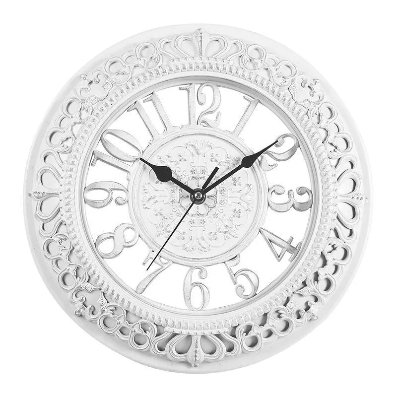 Antique-style steampunk clock — round