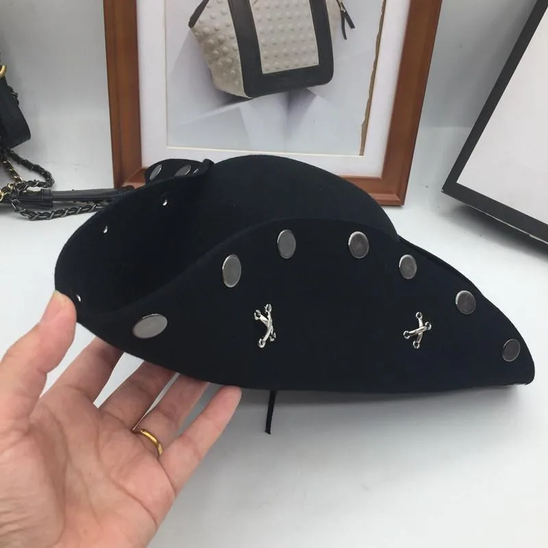 View 3 — Steampunk hat — Pirate