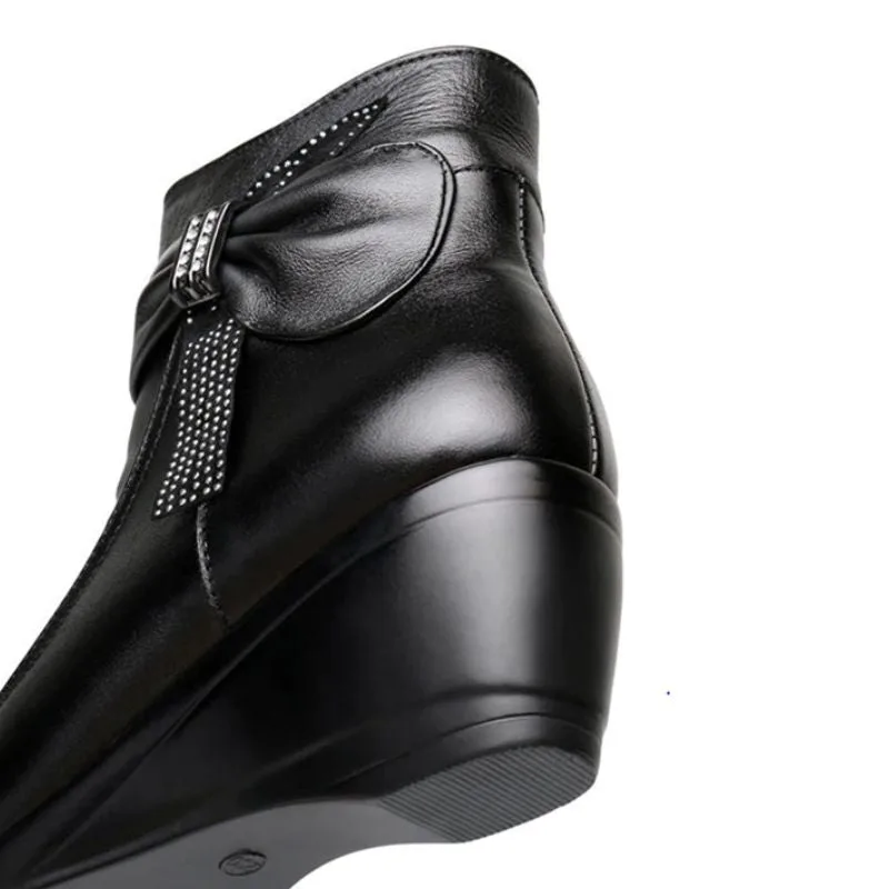 View 4 — Women’s steampunk ankle boots — without lacing