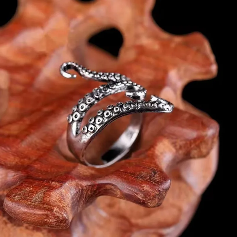 View 5 — Steampunk ring — Kraken