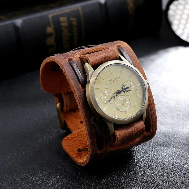 View 8 — Steampunk watch — bracelet