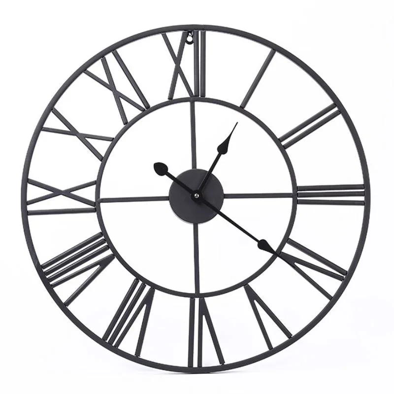 Vintage-style steampunk clock — black