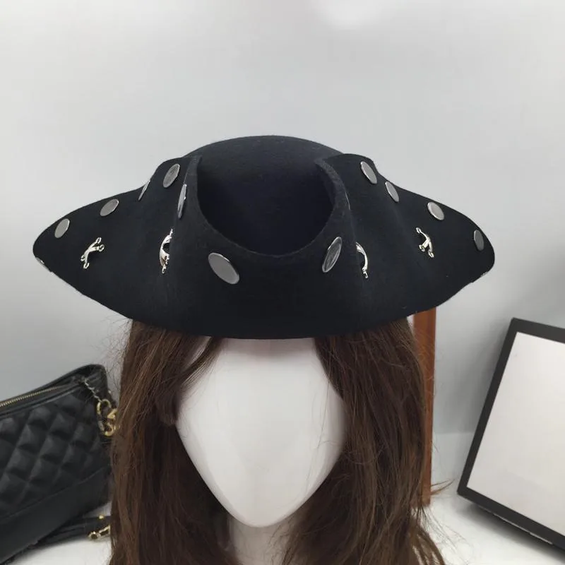 View 4 — Steampunk hat — Pirate